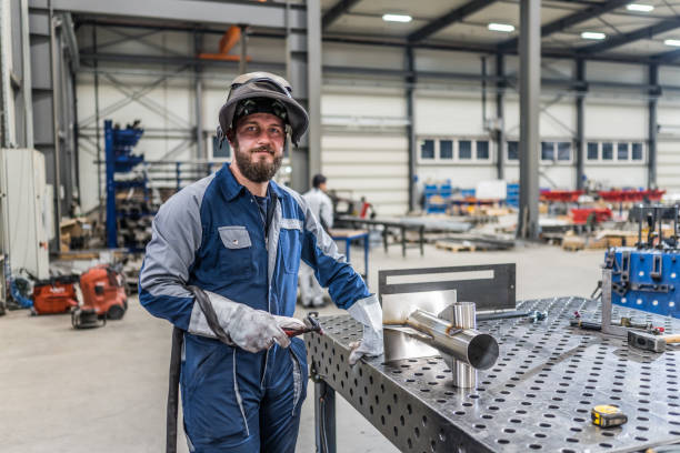 De Pere, WI Welder & Metal Fabrication Company
